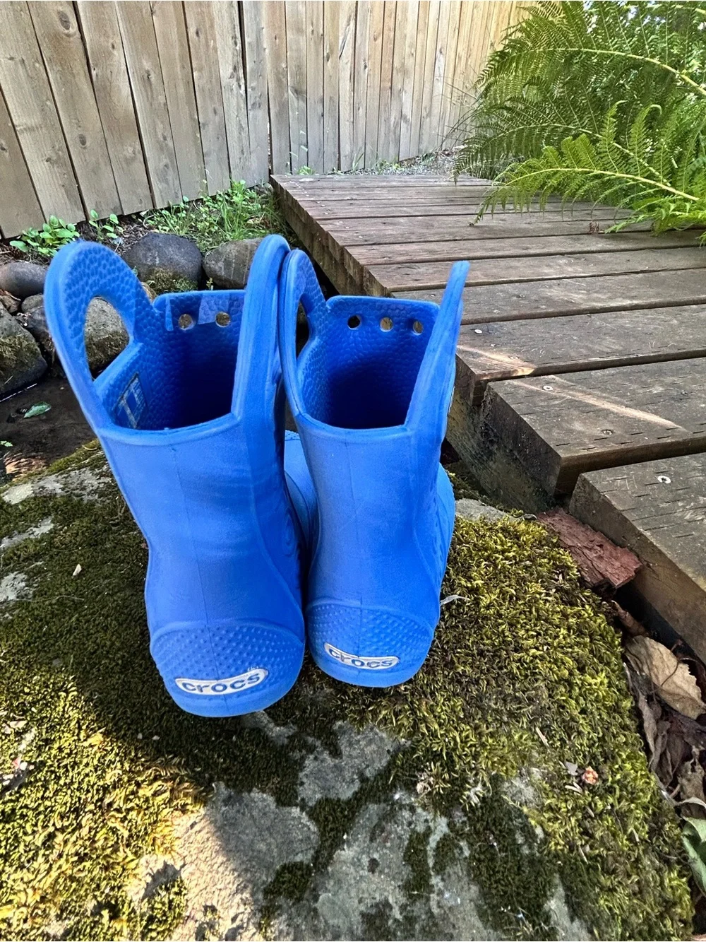 CROCS brand size